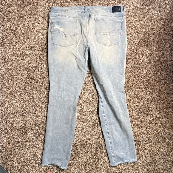 American Eagle Outfitters Light Blue Distressed Skinny Jeans - Picture 3 of 3